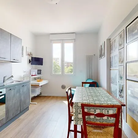 Urban Nest S Orsola بولونيا