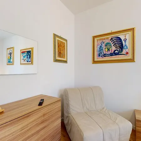 Urban Nest S Orsola بيت ضيافة